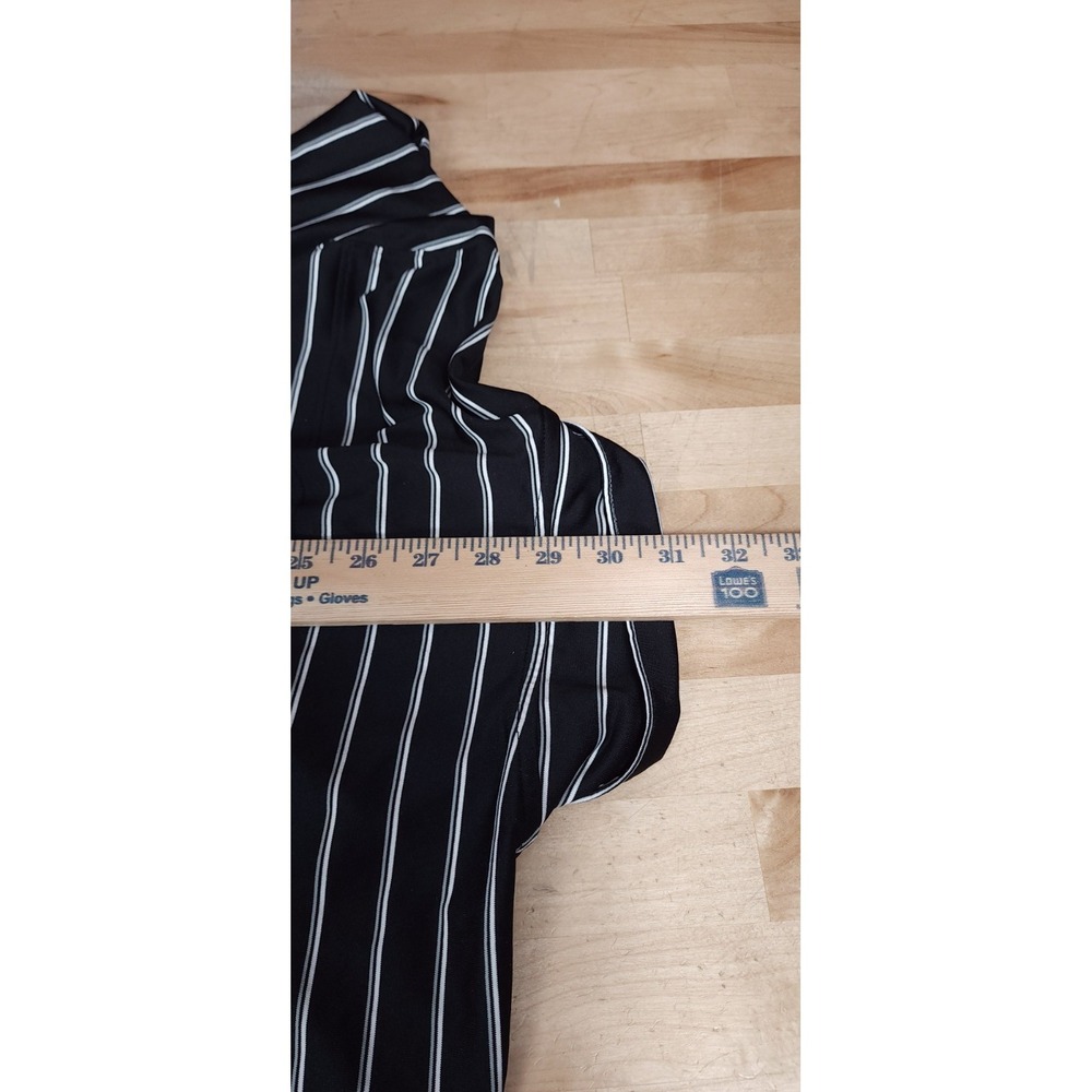 Oakley Polo Golf Shirt Size Large Regular Fit Short Sleeve Black Stripe - Picture 6 of 6